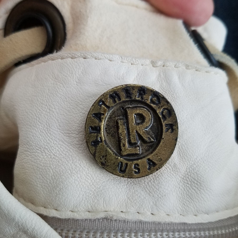 🌼Leatherock Hobo Purse🌼 - Picture 2 of 11